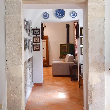 Hébergement de vacances La Corte Dell'annunziata - Casa In Centro Con Giardino *