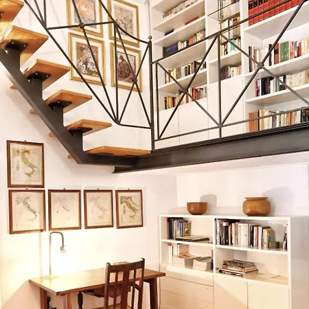 La Corte Dell'annunziata - Casa In Centro Con Giardino