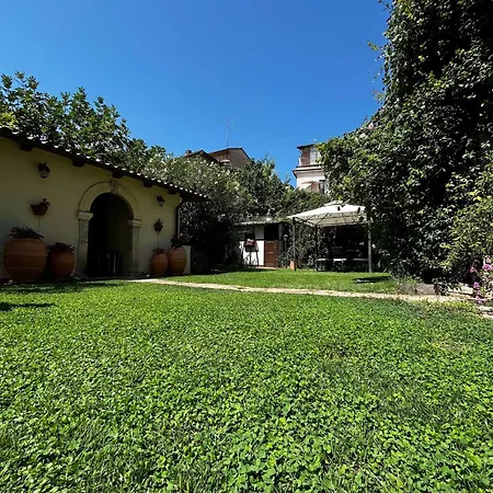 La Corte Dell'annunziata - Casa In Centro Con Giardino * Sulmona