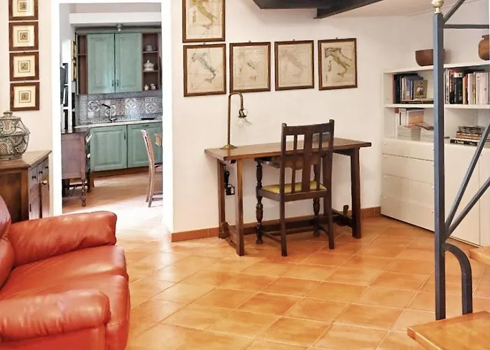 La Corte Dell'annunziata - Casa In Centro Con Giardino Sulmona