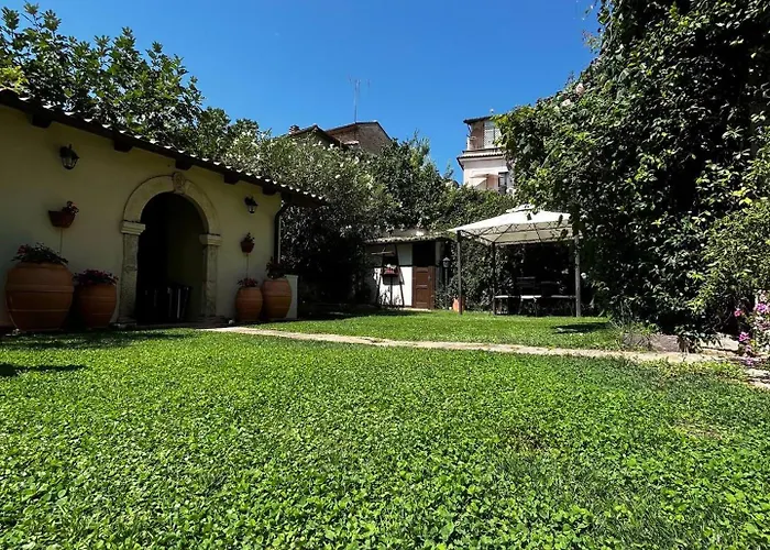 La Corte Dell'annunziata - Casa In Centro Con Giardino * Sulmona